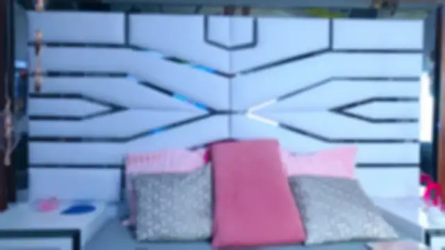 ElizabetthKitty online show from 04-12-26, 12:08