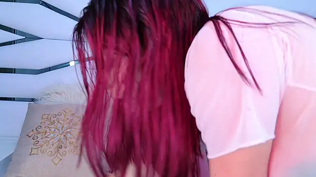 ElizabetthKitty online show from 12-15-25, 12:33