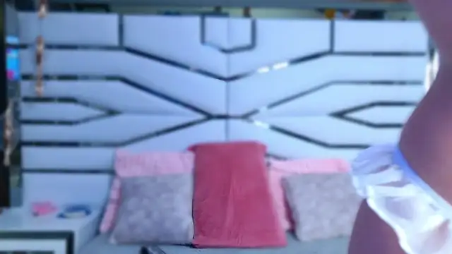 ElizabetthKitty online show from 04-10-26, 11:50