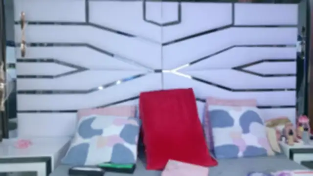 ElizabetthKitty online show from 01-15-26, 11:46