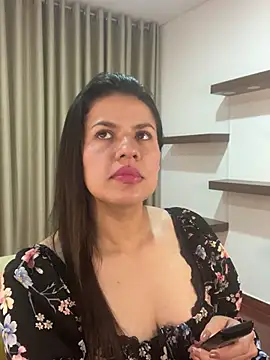 Alice Biel online show from 02-24-25, 12:20