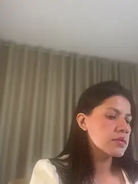Alice Biel online show from 06-12-26, 01:03