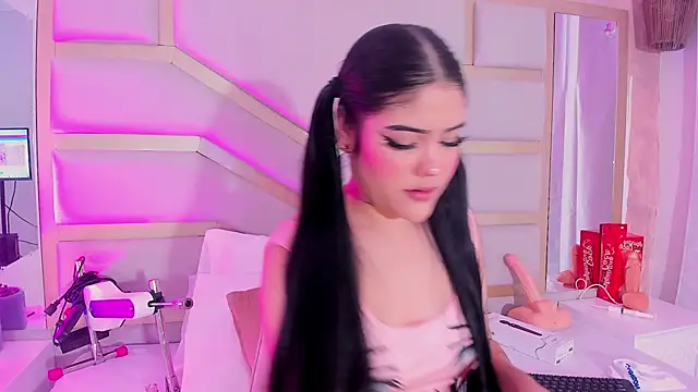 dollsweety online show from 11-10-25, 10:26