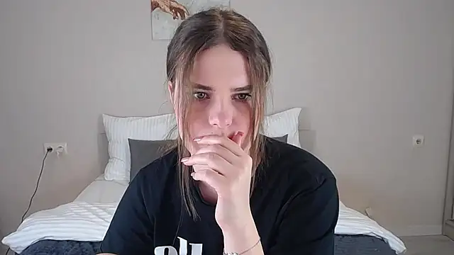 AlenaDast online show from 01-31-25, 07:40