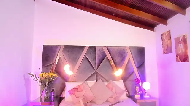 Sofi Vasquez online show from 12-02-25, 08:43