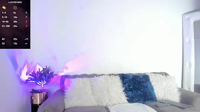 Snapshot of Sofi_Vasquez chatting on 01-27-25, 11:22 Sofi Vasquez online show from 01-27-25, 11:22