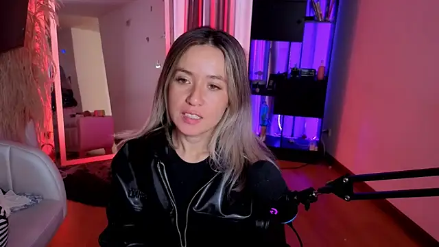 Snapshot of sexfire_lalita chatting on 05-17-26, 04:51 sexfire lalita online show from 05-17-26, 04:51