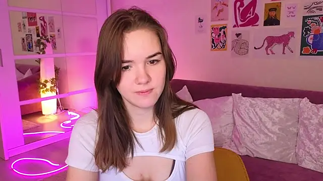 Snapshot of LindaRobertz chatting on 02-27-25, 09:07 LindaRobertz online show from 02-27-25, 09:07