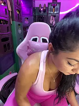 Hot beauty   online show from 09-12-25, 03:06