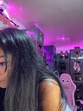 Hot beauty   online show from 09-13-25, 03:28