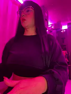 Hot beauty   online show from 01-11-26, 04:30