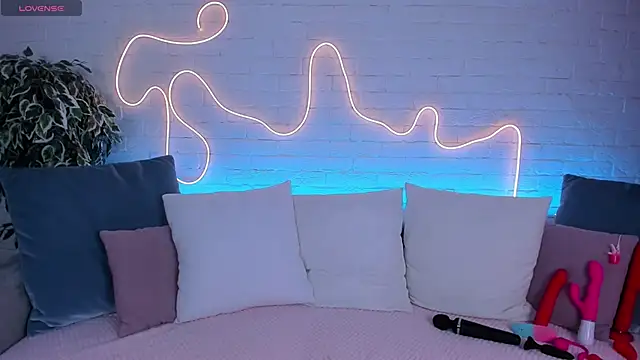 Snapshot of rossy_babe_ chatting on 03-01-25, 12:17 rossy babe online show from 03-01-25, 12:17