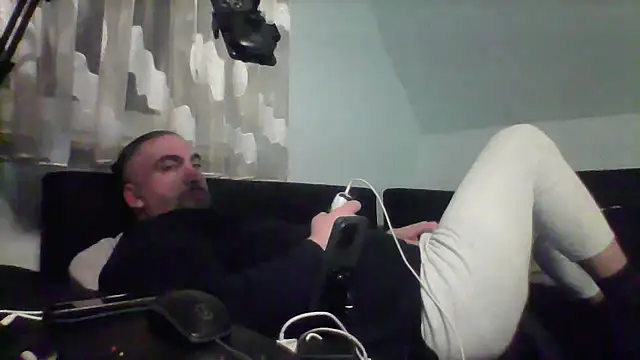 NewyorkDimi online show from 02-11-26, 02:22