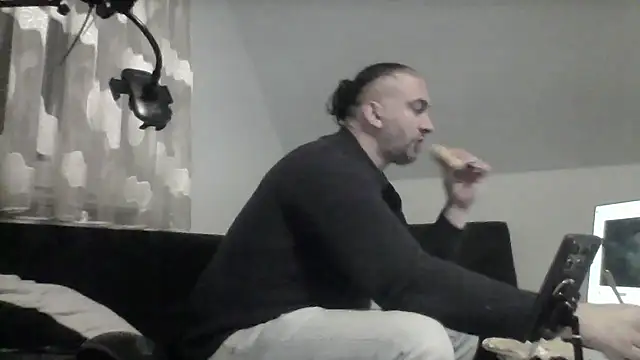 NewyorkDimi online show from 11-18-25, 01:10