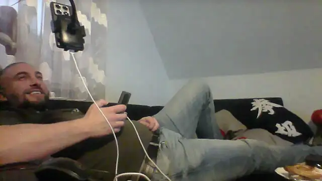 NewyorkDimi online show from 12-21-25, 06:59