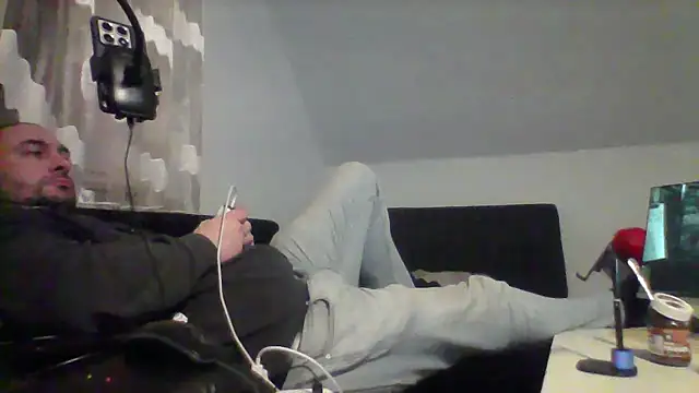 NewyorkDimi online show from 12-01-25, 01:06