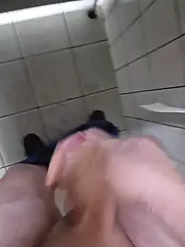 Warumnicht1980 online show from 11-15-25, 01:20