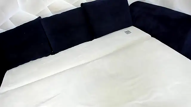 Sweet Lanaaaaa online show from 04-21-26, 11:17
