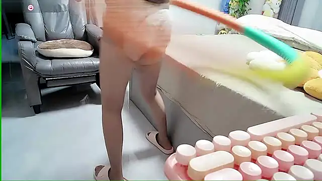Xiaoyu-G online show from 10-01-25, 01:26