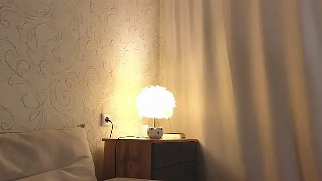 elsa limerence online show from 04-18-26, 07:07