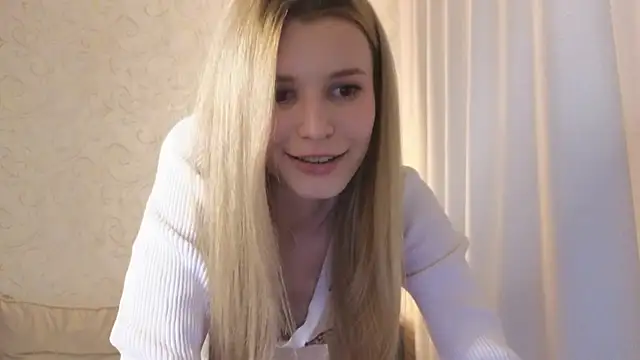 Snapshot of elsa_limerence chatting on 05-11-26, 02:45 elsa limerence online show from 05-11-26, 02:45