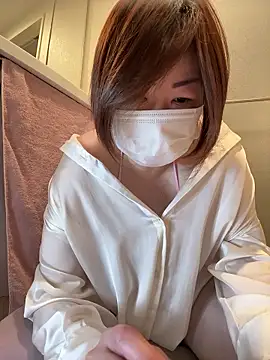 Snapshot of Yukimi- chatting on 02-02-26, 08:30 Yukimi- online show from 02-02-26, 08:30