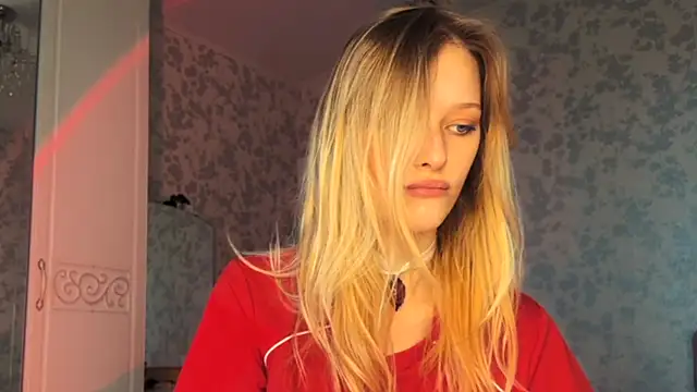 Evvie Summn1 online show from 11-30-25, 10:05