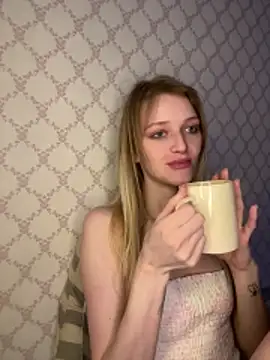 Evvie Summn1 online show from 02-23-26, 03:34