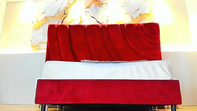 Snapshot of MAISE_HILL1 chatting on 09-24-25, 01:17 MAISE HILL1 online show from 09-24-25, 01:17