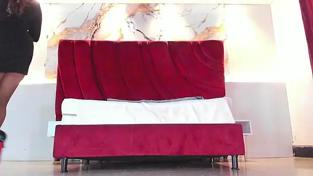 MAISE HILL1 online show from 02-03-26, 01:16