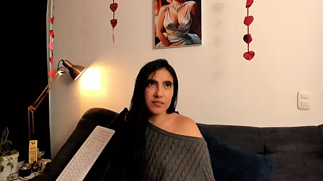 Snapshot of Serenity_Day chatting on 05-28-26, 01:35 Serenity Day online show from 05-28-26, 01:35