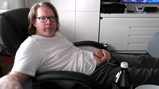 VSteph online show from 04-18-26, 02:19