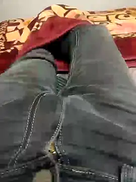 fuckboi2103 online show from 01-19-25, 06:53