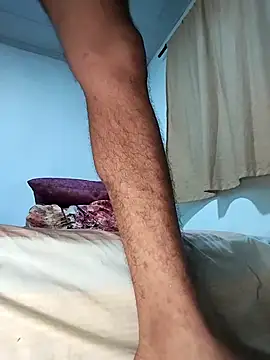 Zombra 42 online show from 11-25-25, 03:18