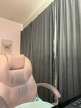 liss black online show from 12-02-25, 04:14