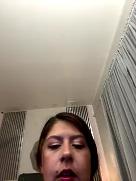 liss black online show from 12-17-25, 02:38