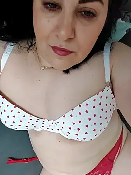 Snapshot of Tamara1955 chatting on 02-16-25, 01:05 Tamara1955 online show from 02-16-25, 01:05