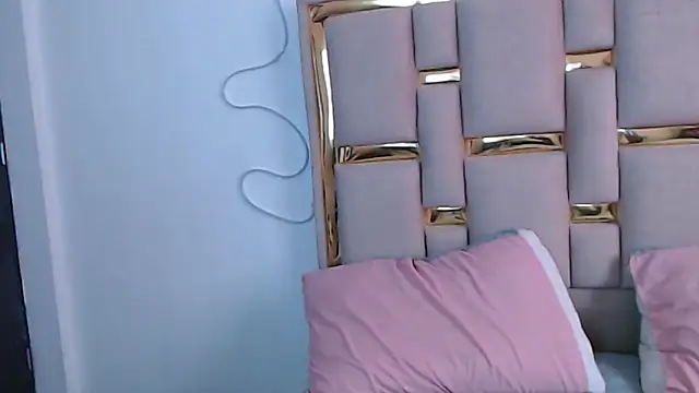 nina carther online show from 10-11-25, 12:39