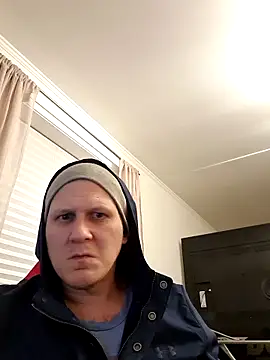Snapshot of tjohej89 chatting on 10-26-25, 10:43 tjohej89 online show from 10-26-25, 10:43