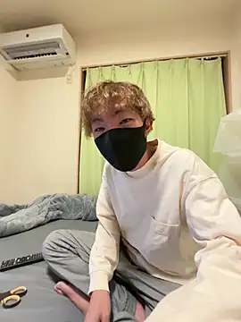 UKI06 online show from 02-21-26, 03:25