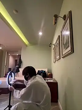 UKI06 online show from 02-04-25, 11:16