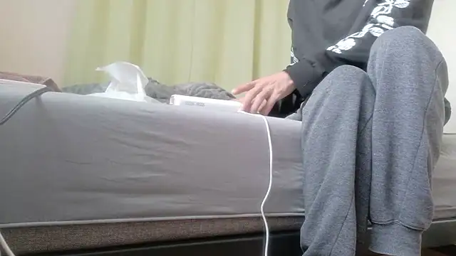 UKI06 online show from 11-25-25, 04:35