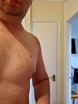 Snapshot of DaddyTopBruno chatting on 06-29-26, 06:51 DaddyTopBruno online show from 06-29-26, 06:51