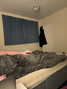 DaddyTopBruno online show from 03-12-25, 08:41