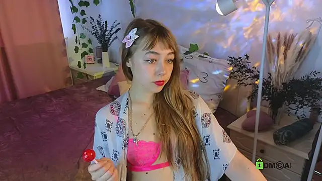 Hello Vivienne online show from 09-17-25, 01:46