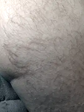 Snapshot of Mimoudik chatting on 10-28-25, 09:47 Mimoudik online show from 10-28-25, 09:47