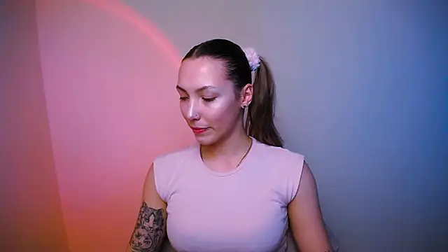 VanessaMay  online show from 12-17-24, 06:31