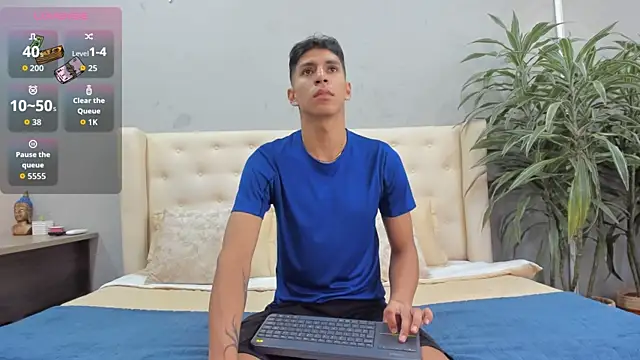 kieran derek online show from 09-29-25, 03:13