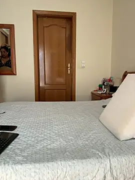 Snapshot of soli-lov chatting on 07-17-26, 12:02 soli-lov online show from 07-17-26, 12:02