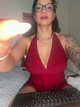 soli-lov online show from 02-14-25, 12:57